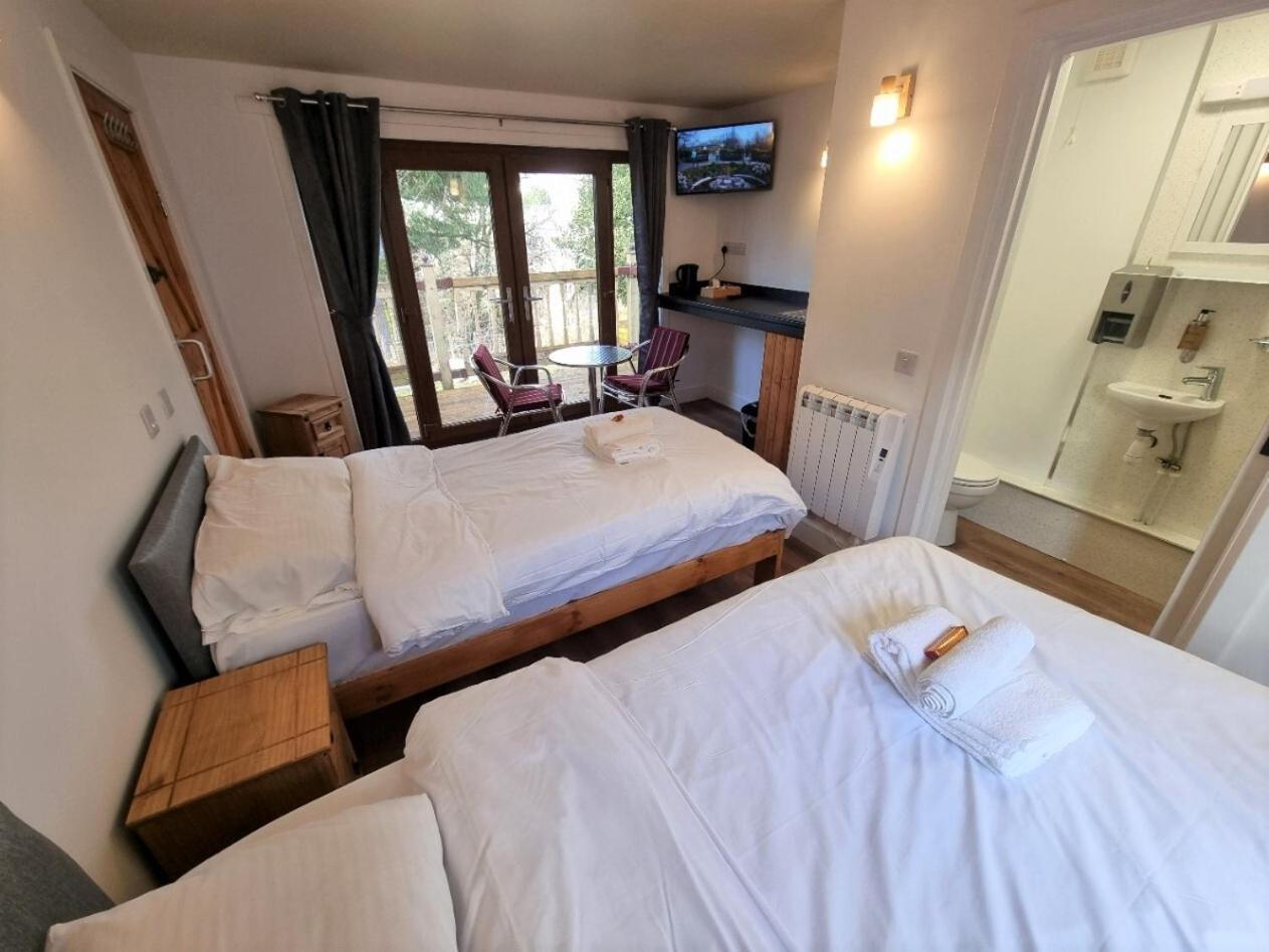 Roy Bridge Hotel Fort William Dış mekan fotoğraf